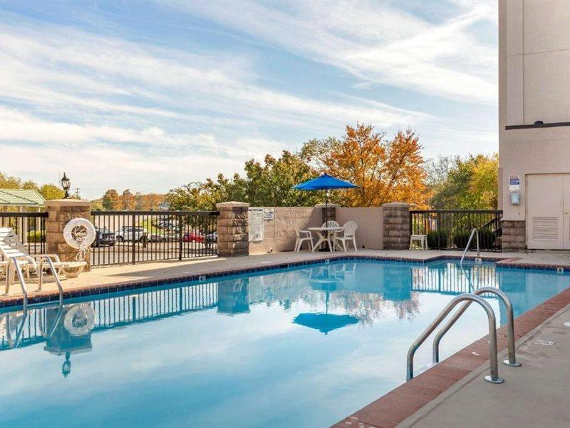 Comfort Inn Greensboro - Kernersville Екстер'єр фото
