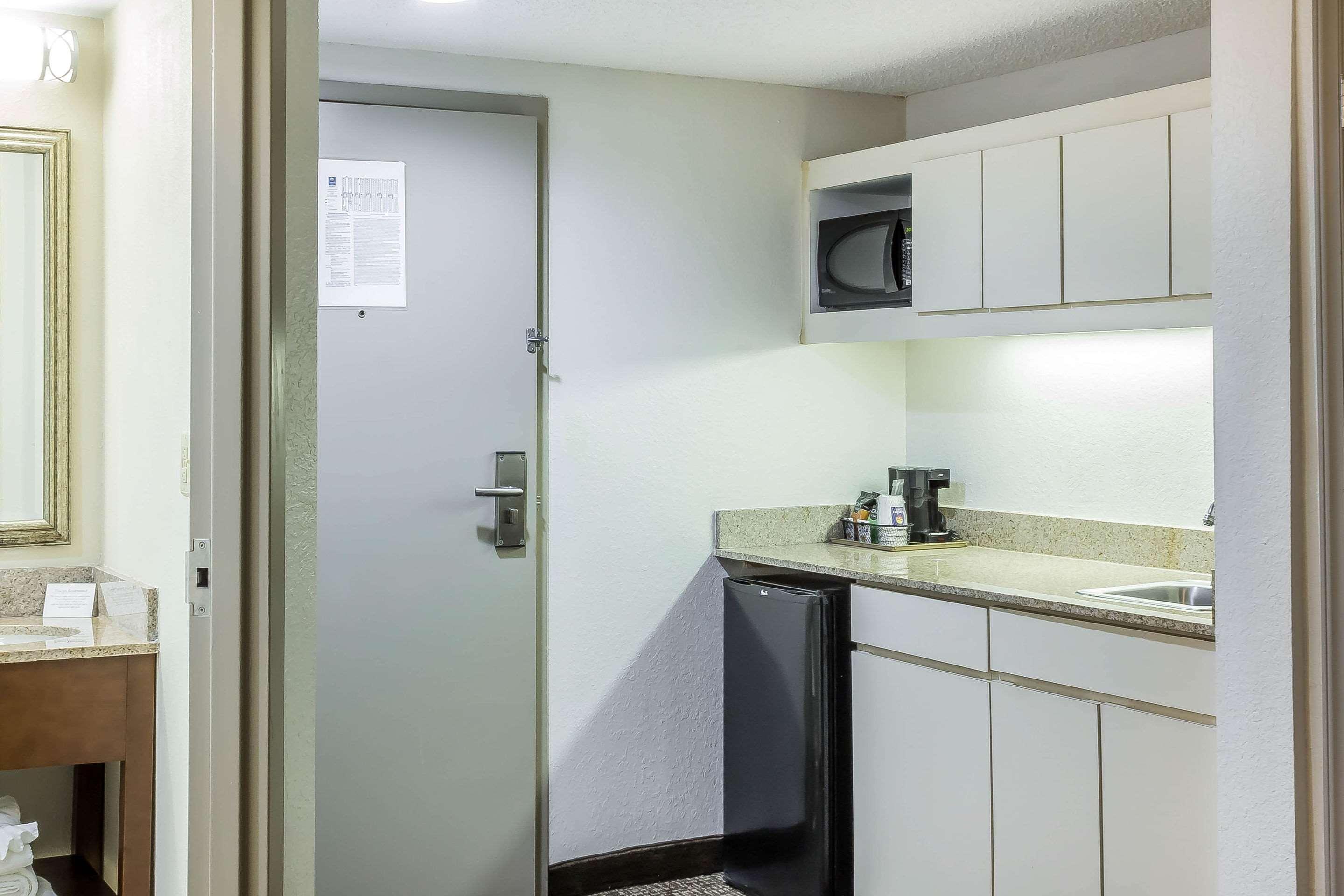 Comfort Inn Greensboro - Kernersville Екстер'єр фото