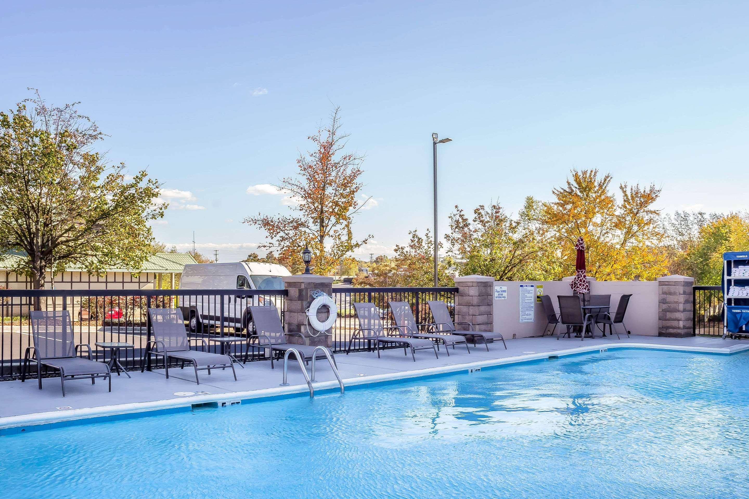 Comfort Inn Greensboro - Kernersville Екстер'єр фото