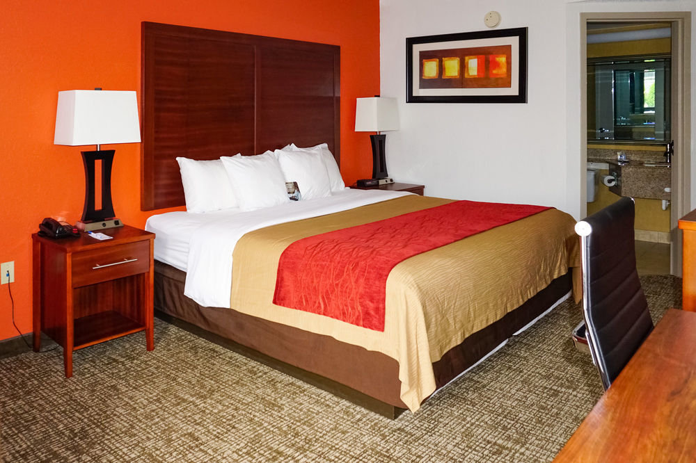Comfort Inn Greensboro - Kernersville Екстер'єр фото
